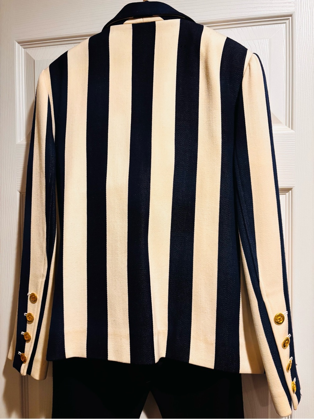 Classic Vintage CHANEL Striped Jacket - Picture 7 of 9